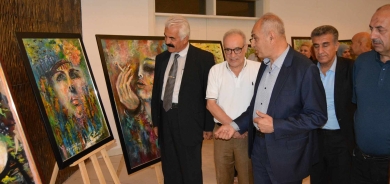 الفنان التشكيلي خالد رضا: المرأة محور أعمالي