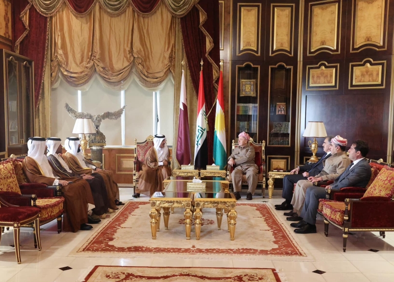 ســــەرۆک بــــارزانــــی پێشوازی لە شاندێکی وەزارەتی دەرەوەی قەتەر دەکات