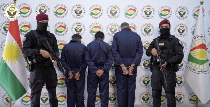 آسايش أربيل تطيح بـ3 متهمين أرادوا تهريب كميات كبيرة من الادوية والسجائر عبر باص سياحي