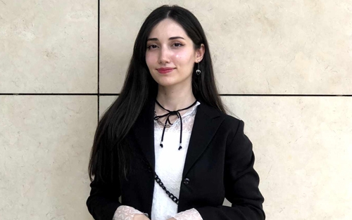 ئاگا عەبدوڵڵا:     ئامانجم ئەوەیە فاشن هاوسێكی تایبەت بە كارەكەم هەبێت و خانمانی دیكەش فێر بكەم