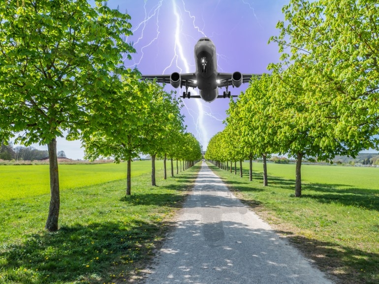 الاضطرابات الجوية المفاجئة في السماء الصافية... ما سببها؟