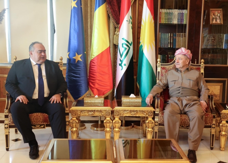 ســــەرۆك بـــارزانــــی پێشوازی لە باڵوێزی ڕۆمانیا لە عێراق دەكات