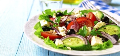 أدلة جديدة على دور حمية البحر المتوسط في إبطاء شيخوخة الدماغ