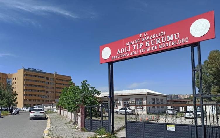 Li Rihayê jinekê xwe daleqand