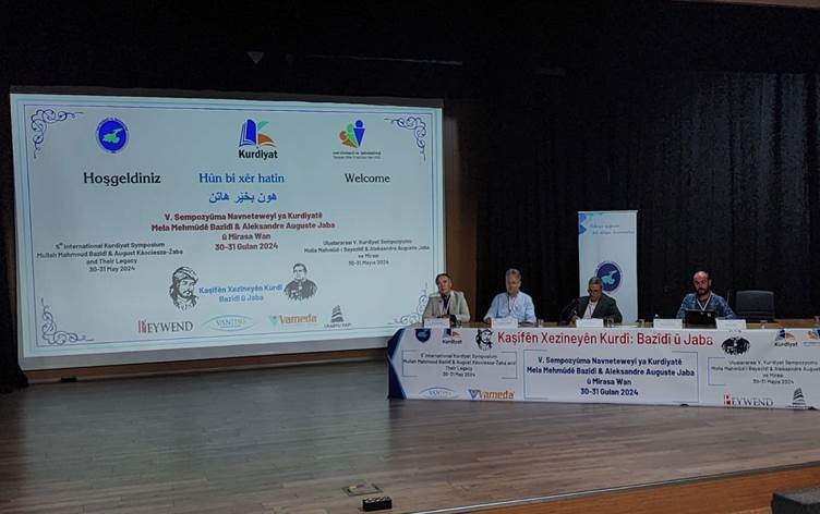 Li Wanê sempozyuma Mela Mehmûdê Bazîdî û Aleksander Jaba hat lidarxistin