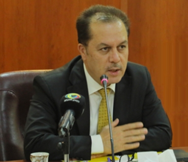 د.سالار عوسمان  بەرپرسی بەشی ڕۆشنبیری و ڕاگەیاندنی پارتی دیموكراتی كوردستان:  دەوڵەتی عێراق هەر لە سەرەتای دامەزراندنییەوە تا ئێستا كۆمەڵێك كێشەی لە هەناوی خۆیدا هەڵگرتووە و ئیرادەیەكی ڕاستەقینە نەبووە بۆ ئەوەی ئەم كێشانە چارەسەر بكرێن