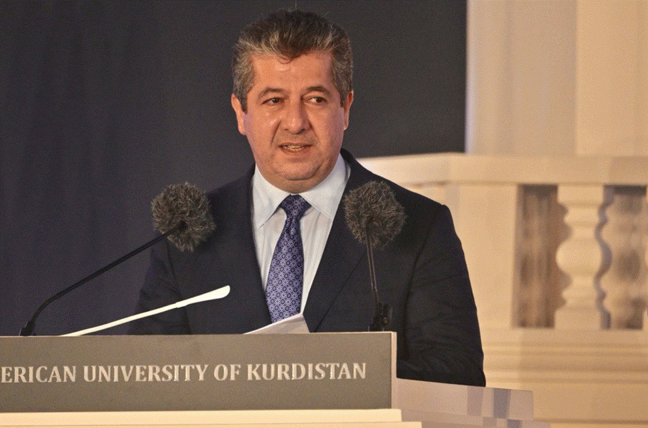 رئيس الحكومة خلال حفل تخرج الجامعة الأمريكية في كوردستان: تقدم وطننا مرهون بجهود أجيالنا القادمة