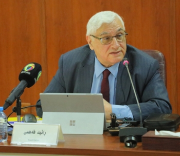 ڕائید فەهمی  سكرتێری حزبی شیوعیی عێراق:  لەسەر ئاستی ناوەند هەوڵێك هەیە دەسەڵاتەكانی هەرێم سنووردار بكەن، وەك ئەوەی ئێستا دەیبینین بودجە دوادەخەن و گوشار لەسەر هەرێم دروست دەكەن   