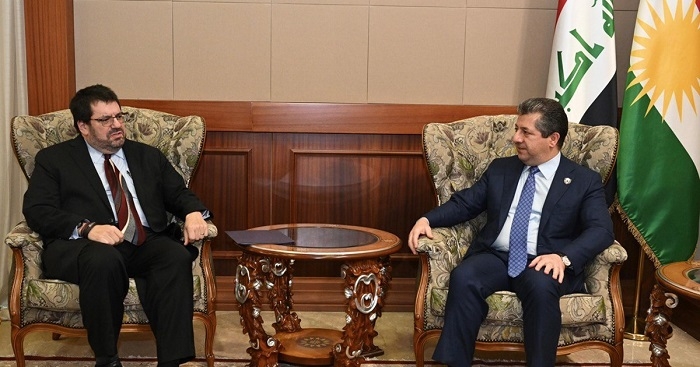 Prime Minister Masrour Barzani receives US Charge d'Affaires to Iraq