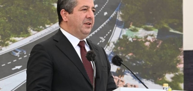 مواصلةً لمسيرة الإعمار.. رئيس حكومة إقليم كوردستان يرسي حجر الأساس لطريق باعدري - إيتيت