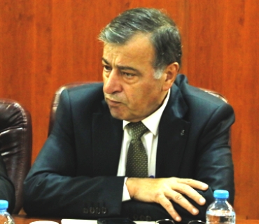 فـــەرهـــاد مــحـــەمــــەد  ئـــەنـــدامـــی بـــازنـــەی گـــفــتـــوگـــۆ:  وڵاتێك بە زەبری هێز و سەركوتكاری یەكپارچەییەكەی بپارێزرێت شایەنی ئەوە نییە یەكپارچە بێت