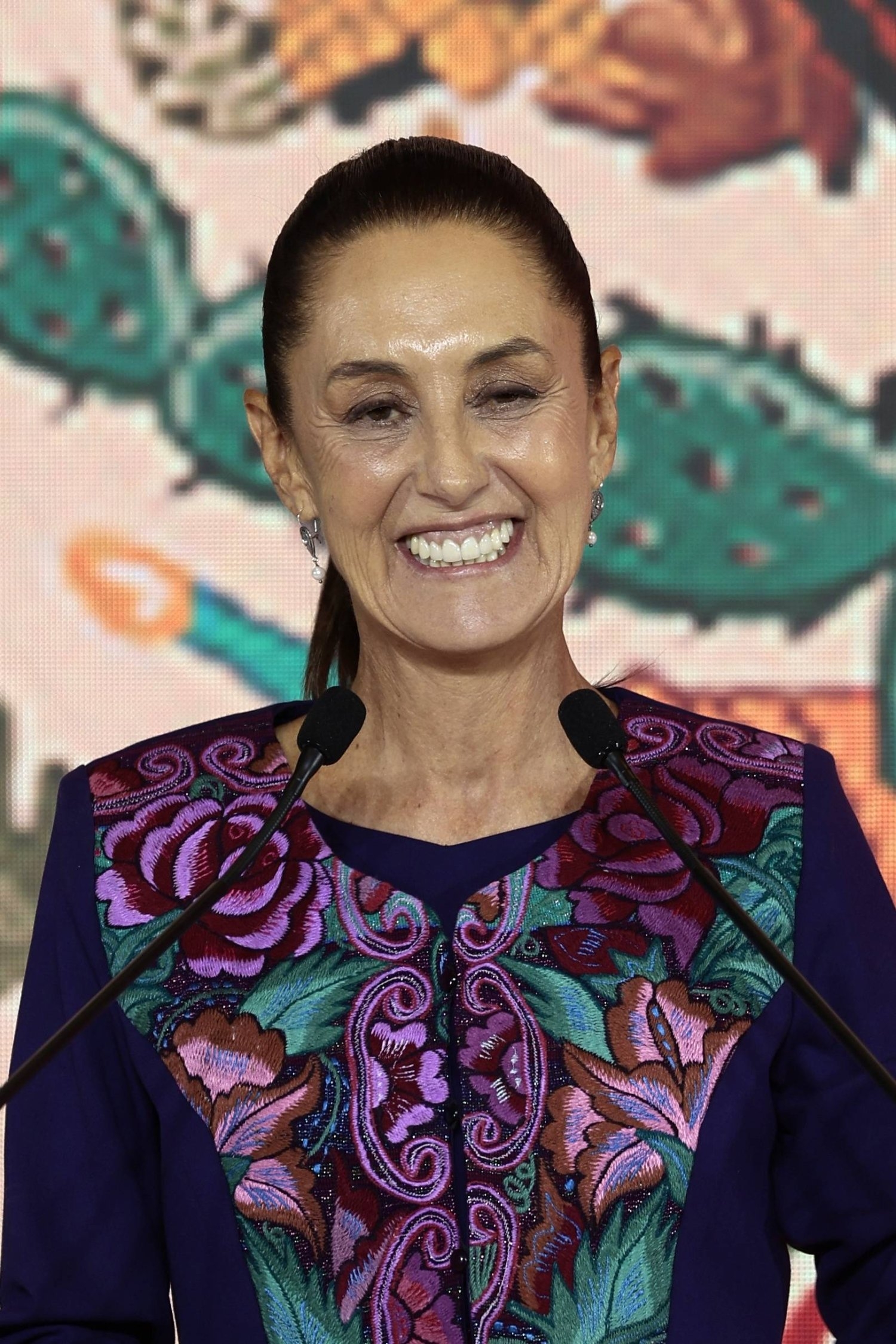 «القوة الناعمة» تترأس المكسيك «الذكورية»