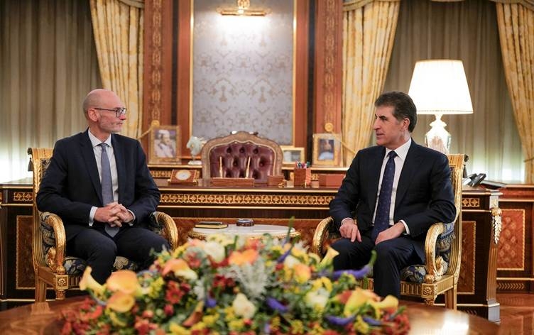 رئيس إقليم كوردستان يجتمع بسفير بريطانيا