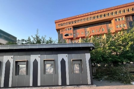 تركيب أول مجموعة من أجهزة الصراف الآلي (ATM) الخاصة بمشروع 