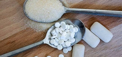 دراسة تحذر من بدائل السكر... ترتبط بخطر الإصابة بالنوبات القلبية والسكتات الدماغية