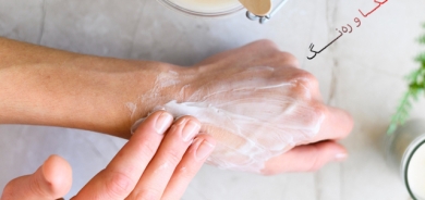 ماڵئاوایی لە وشكبوونەوەی پێستی دەستەكانت بكە لە وەرزی هاویندا