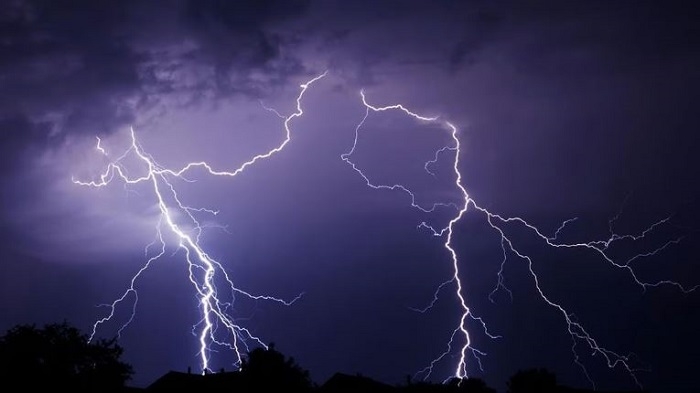 Lightning-Thunderstorm Causes Fires and Fatalities in Erbil