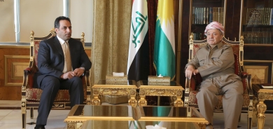 ســـەرۆک بـــارزانـــی پێشوازی لە شاندێکی کوتلەی ئەلموبادەرە دەکات