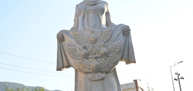 لە شەقڵاوە..پەردە لەسەر پەیكەری (دایكە حەلیمە) لادرا