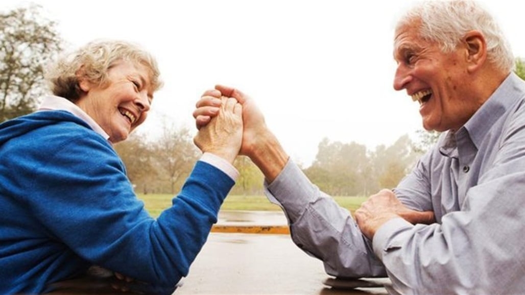 لماذا تعيش النساء أكثر من الرجال؟