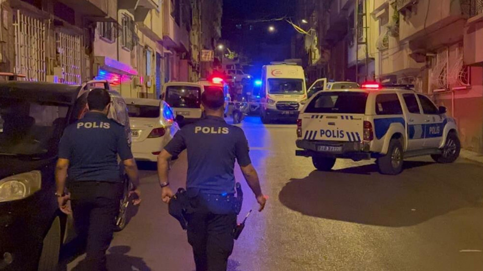 Li Dîlokê penaberekî Sûrî 5 kesan dikuje û piştre xwe jî dikuje