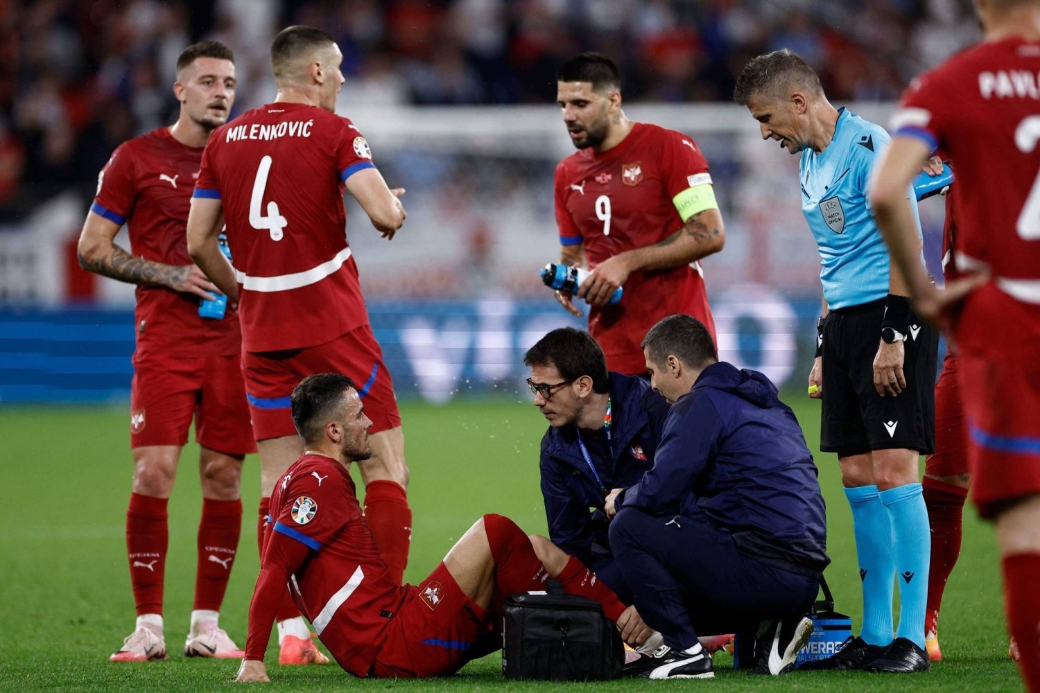 مدرب صربيا: نخشى إصابة كوستيتش في أربطة الركبة