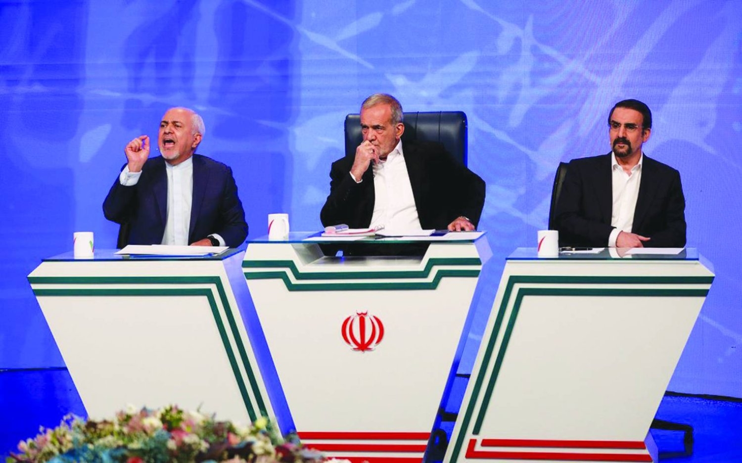 «العقوبات» تتصدَّر خطابات المرشحين لرئاسة إيران