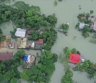 لافاو و زەوی لەرزین لە بەنگلادیش بووە هۆی گیانلەدەستدانی 12 کەس
