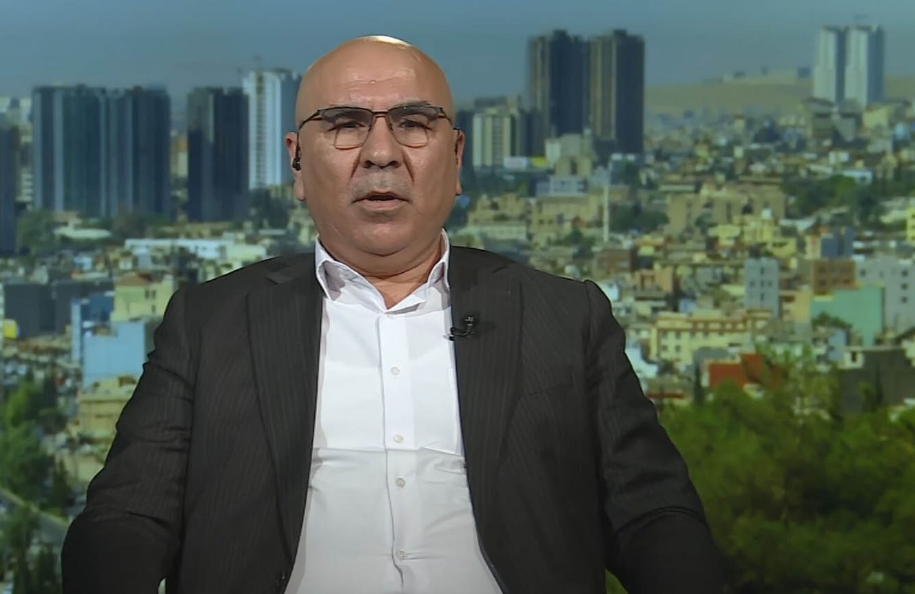 ماجد شنكالي: وجود الـ (PKK) والمجاميع المسلحة يعيق عودة النازحين إلى ديارهم