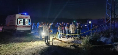 NÎGDE - 2 biraziyên xwe kuştin, 3 birîndar kirin û xwe jî kuşt