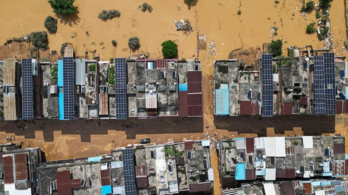 ژمارەی قوربانیانی لافاو لە چین بۆ ٤٧ کەس زیادی کردووە