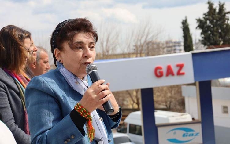 Leyla Zana: Dil û kezebên me şewitîn