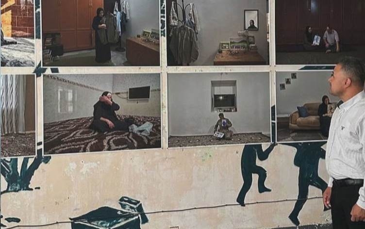 مصور فوتوغرافي كوردي يعرض في بولندا صوراً عن معاناة المهاجرين