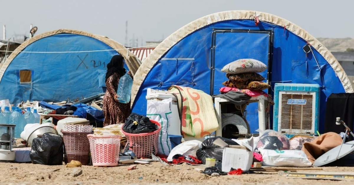 Refugee Crisis Deepens in Iraq as Camps Close Amidst Security Concerns