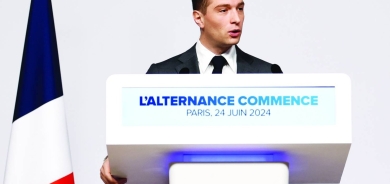 اليمين المتطرف الفرنسي يستعد لاحتمال فوزه بعرض برنامجه