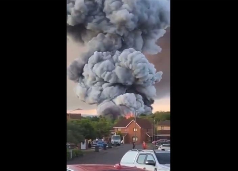 ئاگر لە کارگەیەکی پاتری لە کۆریای باشوور کەوتەوە و بەهۆیەوە دەیان کەس گیانیان لەدەستدا