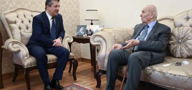 سەرۆکی حکوومەتی هەرێمی کوردستان سەردانی کەسایەتیی نیشتمانپەروەر و تێکۆشەری ناسراو موحسین دزەیی کرد