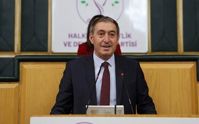 Hevserokê DEM Partiyê: Bila Erdogan bi PYDyê re jî hevdîtinan bike