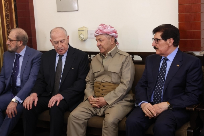 الرئيس بارزاني يشارك في مجلس عزاء والد أسامة النجيفي