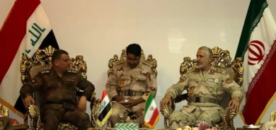 Fermandarên hêzên sînorparêz yên Îraq û Îranê civiyan