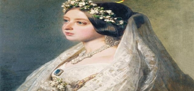 ڕەنگی سپیی جلی بووك