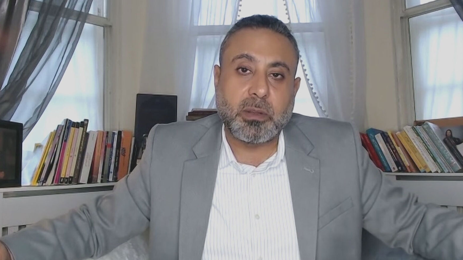 غيث التميمي: إقليم كوردستان قويٌ بوجود الرئيس بارزاني