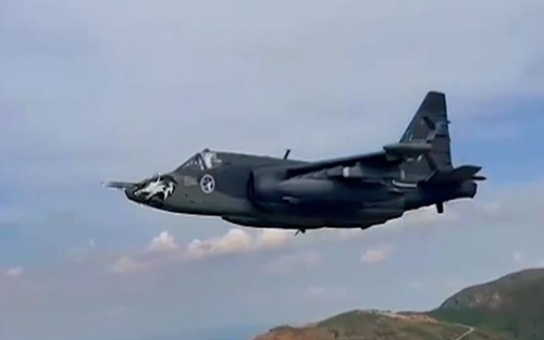 ئۆکرانیا: فڕۆکەی شەڕکەری سیخۆی-٢٥ی ڕووسیمان خستووەتە خوارەوە