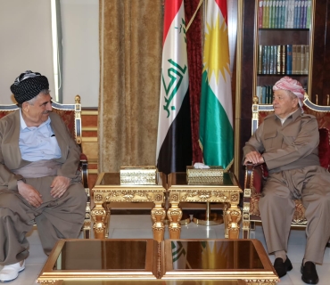 ســـەرۆک بــــارزانـــی پێشوازی لە سەرۆکی پارتی سۆسیال دیموکراتی کوردستان دەکات