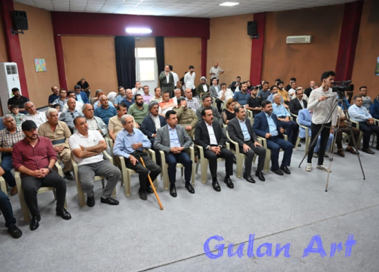 ئاری ئاغۆك كتێبی(یاد و وەفا)ی بڵاوكردەوە