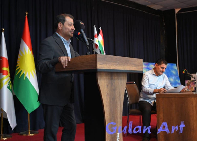 ئاری ئاغۆك كتێبی(یاد و وەفا)ی بڵاوكردەوە