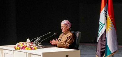 ســـەروک بـــارزانــــی  پەیوەندی  ب عەلی تەتەر پارێزگارێ دهۆکێ کر و پرسە و سەرەخوشی و هەڤخەمیا خۆ گەهاندێ