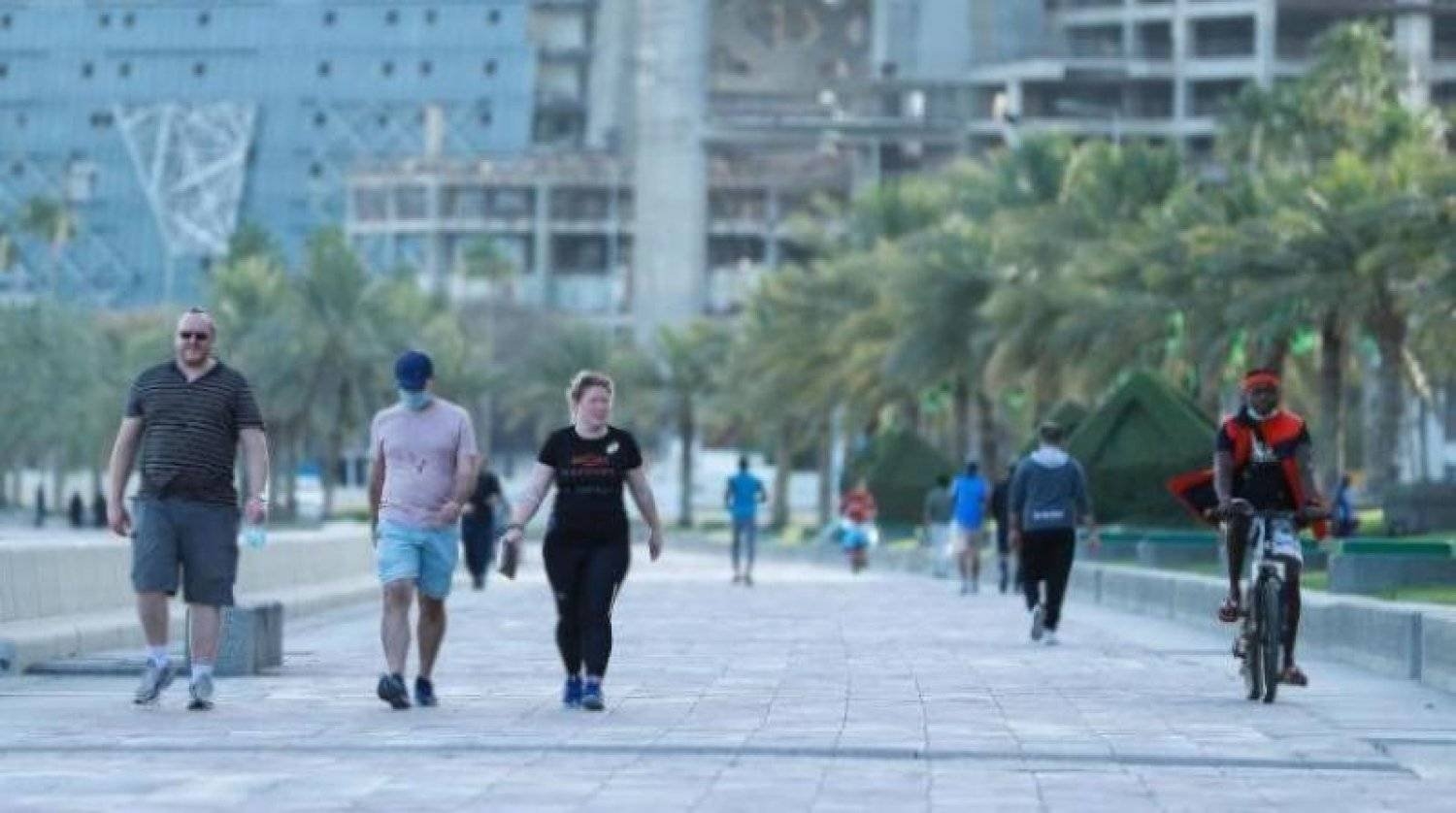 ما الفوائد الصحية للمشي يومياً؟