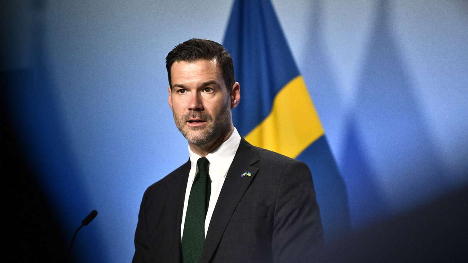 Swêd alîkariyên xwe yên bi Îraqê re radiwesîtne