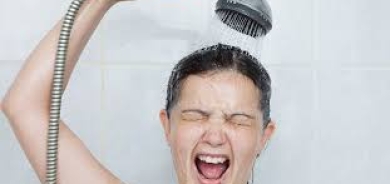 جسدية ونفسية... إليكم 7 فوائد مذهلة للاستحمام بالماء البارد